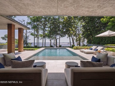 Discover this private modern riverfront estate on the Saint - photo 4