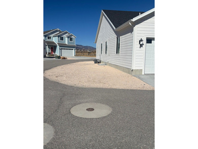 Short term rental approved home, For Sale! Home to be sold with - photo 3