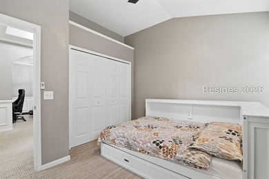 Welcome to this beautifully maintained one-story, 3-bedroom - photo 10