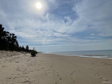 A once-in-a-generation offering on the north shore of Lake - photo 16