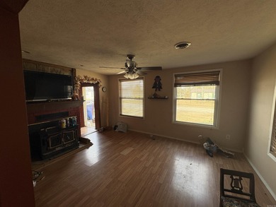 Looking for an affordable investment or a cozy place to make - photo 7
