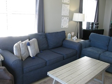 This is a terrific Buy on Okaloosa Island. The only Four Bedroom - photo 3