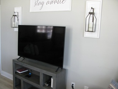 This is a terrific Buy on Okaloosa Island. The only Four Bedroom - photo 5