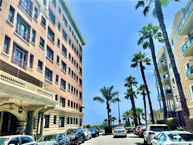 Beautiful Ocean and Sand View from this 7th Floor Condo in the - photo 5