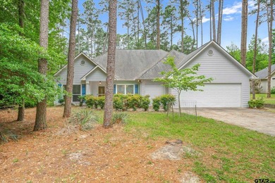 Holly Lake Ranch / Holly Lake Home For Sale in Holly Lake Ranch Texas