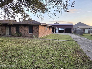 Calling all investors !! or buyers that want to built a new - photo 3