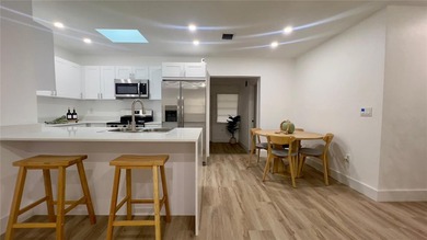 Back to Market. Great and rare opportunity. Super Motivated - photo 3