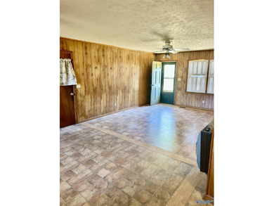 Charming one-level brick ranch nestled on Noccalula mountain