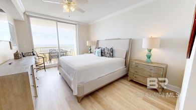 This beautifully refurbished 4-bedroom, 4-bath condominium - photo 11