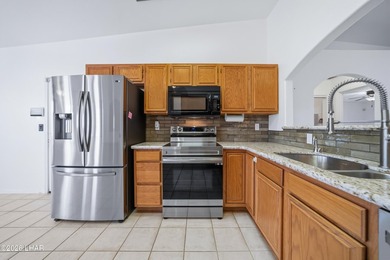 Welcome to this beautifully maintained home offering space and - photo 18