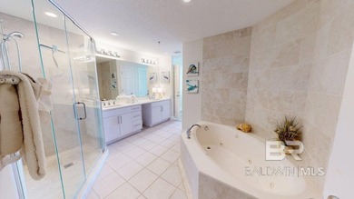 This beautifully refurbished 4-bedroom, 4-bath condominium - photo 19