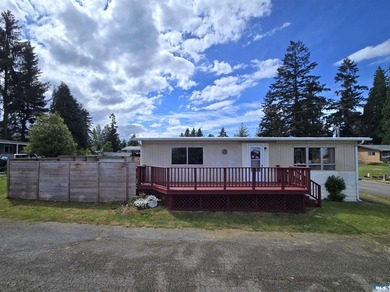 Move-in ready, comfortable double wide little gem located in - photo 19