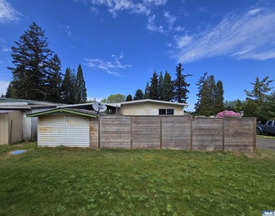 Move-in ready, comfortable double wide little gem located in - photo 20