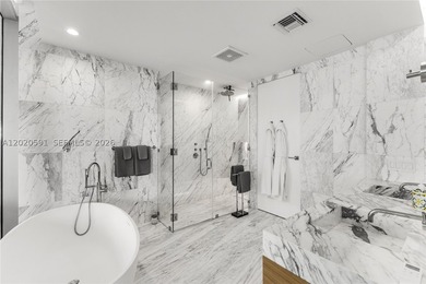 Rarely available & meticulously curated, this stunning Unit E - photo 30