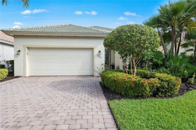 Lake Home For Sale in Fort Myers, Florida