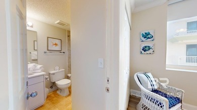This beautifully refurbished 4-bedroom, 4-bath condominium - photo 41