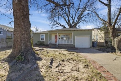 Arkansas River Home For Sale in Tulsa Oklahoma