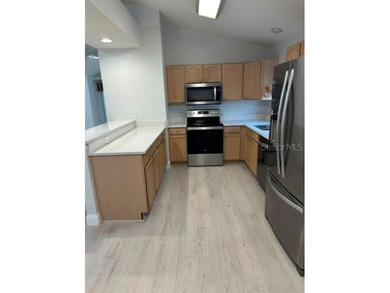 2 bedroom 2 bathroom concrete block house located in Polo Park - photo 3