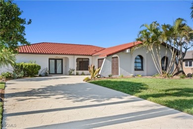Cape Coral Lakes Area Home For Sale in Cape Coral Florida