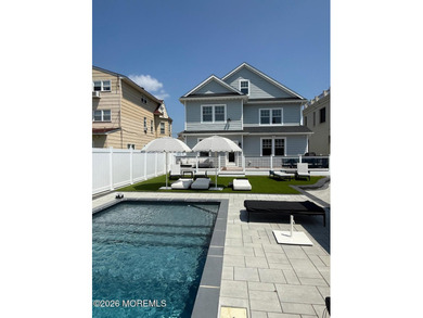 Rare find! Beach block home with a pool! This amazing offering - photo 4