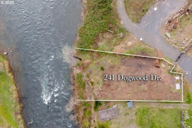 Lake Home For Sale in Gates, Oregon