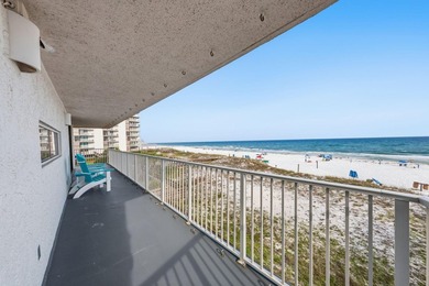 Completely renovated Gulf-front corner unit with panoramic beach - photo 2