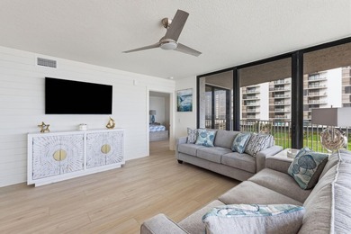 Completely renovated Gulf-front corner unit with panoramic beach - photo 8