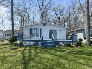 (private lake, pond, creek) Home For Sale in Montgomery Michigan