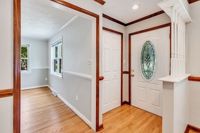 Welcome to 34 Oakland Street, a well-maintained and - photo 12