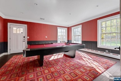 An extraordinary red-brick and stone colonial estate awaits on 2 - photo 15