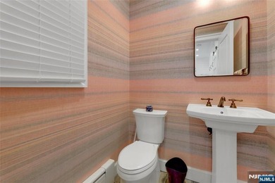 An extraordinary red-brick and stone colonial estate awaits on 2 - photo 17