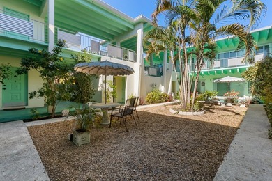 Welcome to this charming 1BR/1BA 55+ co-op in desirable Lake - photo 20
