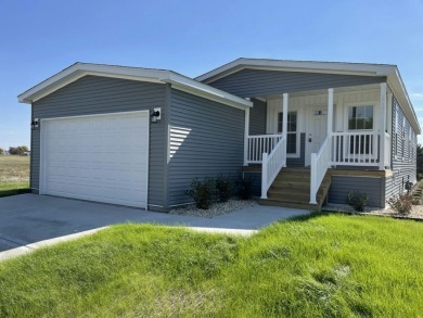 Lake Home For Sale in Monee, Illinois