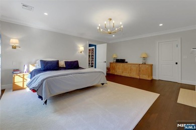 An extraordinary red-brick and stone colonial estate awaits on 2 - photo 22