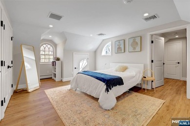 An extraordinary red-brick and stone colonial estate awaits on 2 - photo 32
