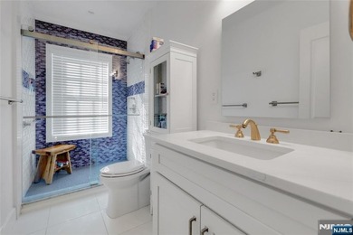 An extraordinary red-brick and stone colonial estate awaits on 2 - photo 35