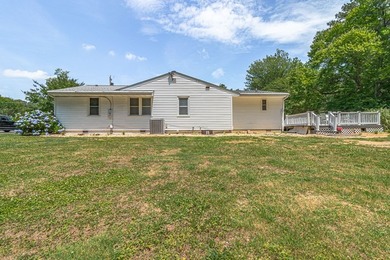 Welcome to 34 Oakland Street, a well-maintained and - photo 42