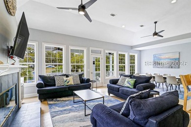 Experience the ultimate beach retreat 3 rows from the ocean - photo 7