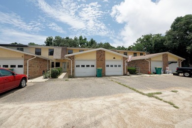 Great unit priced to sell!! Located just minutes from Fort - photo 3