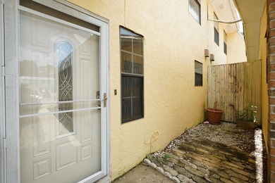 Great unit priced to sell!! Located just minutes from Fort - photo 7