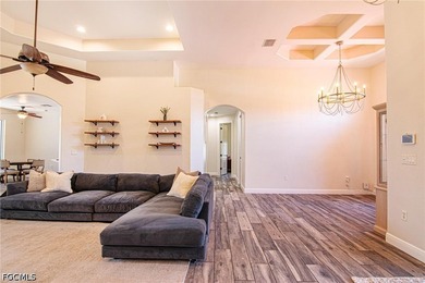 Welcome to this beautifully maintained pool home, ideally - photo 11