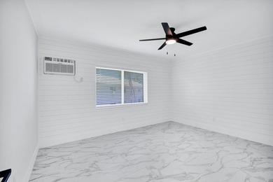 Newley renovated charming second-floor 1-bedroom, 1-bath - photo 13