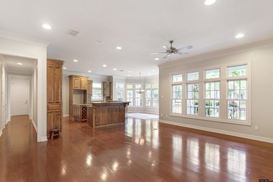 Welcome to this beautifully updated 5-bedroom, 4-bathroom home - photo 8