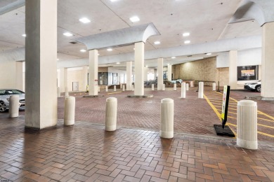 Wake up to spectacular ocean views in this spacious furnished