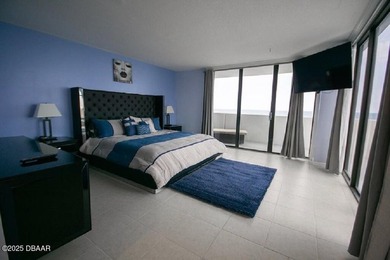 This IS the beach dream! 2 Story Penthouse perched on the 19th - photo 21