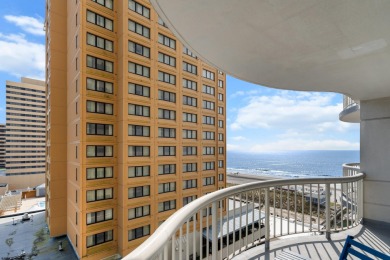 Wake up to spectacular ocean views in this spacious furnished