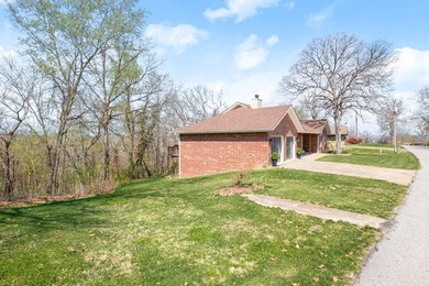 Beautifully remodeled home featuring a spacious great room, and - photo 26