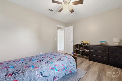 Welcome to the freedom and charm of Richmond Hill living! - photo 27