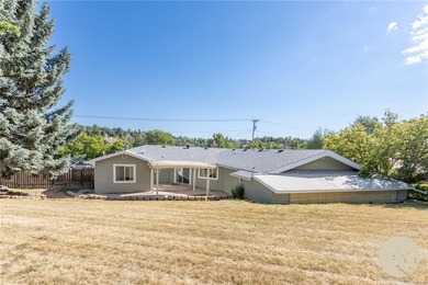 This spacious ranch-style home offering 7 bedrooms, 3.5 - photo 35