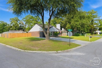 Welcome to the freedom and charm of Richmond Hill living! - photo 48